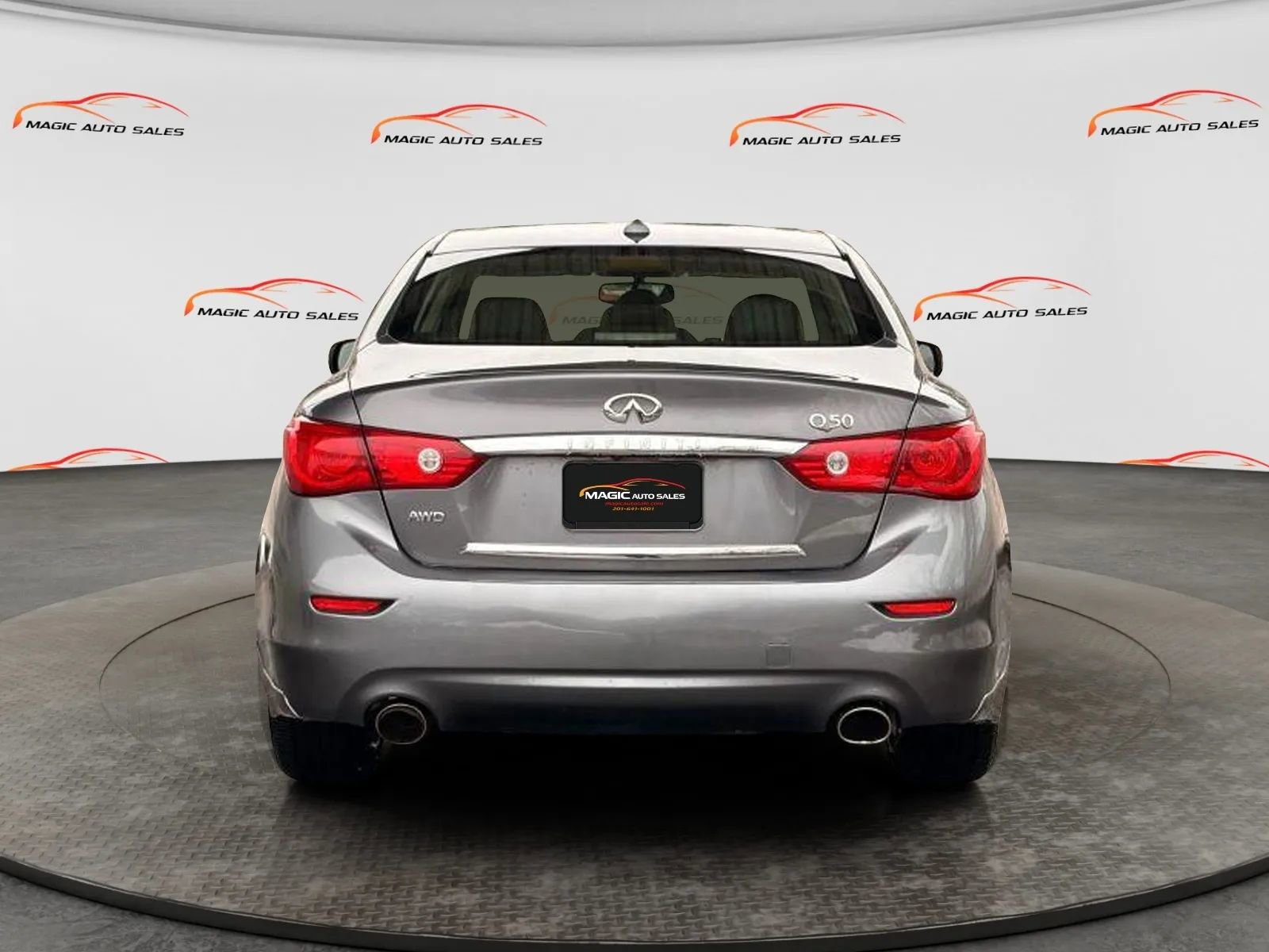 Used 2015 INFINITI Q50 Premium w/ Navigation Package image 8