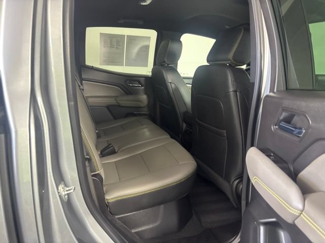 Used 2024 Chevrolet Colorado ZR2 w/ ZR2 Convenience Package III AWD/4WD image 31