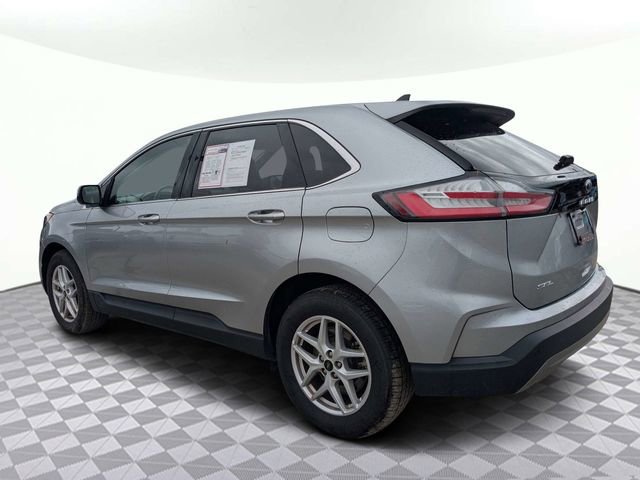 Used 2023 Ford Edge SEL image 5