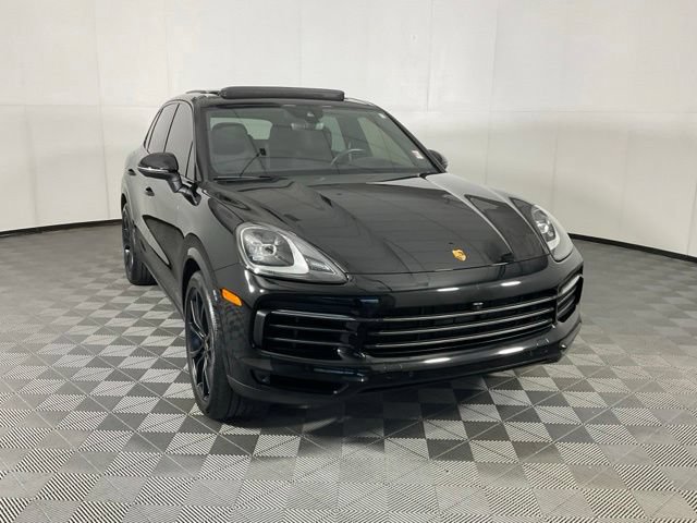 Used 2023 Porsche Cayenne S Platinum AWD/4WD image 3