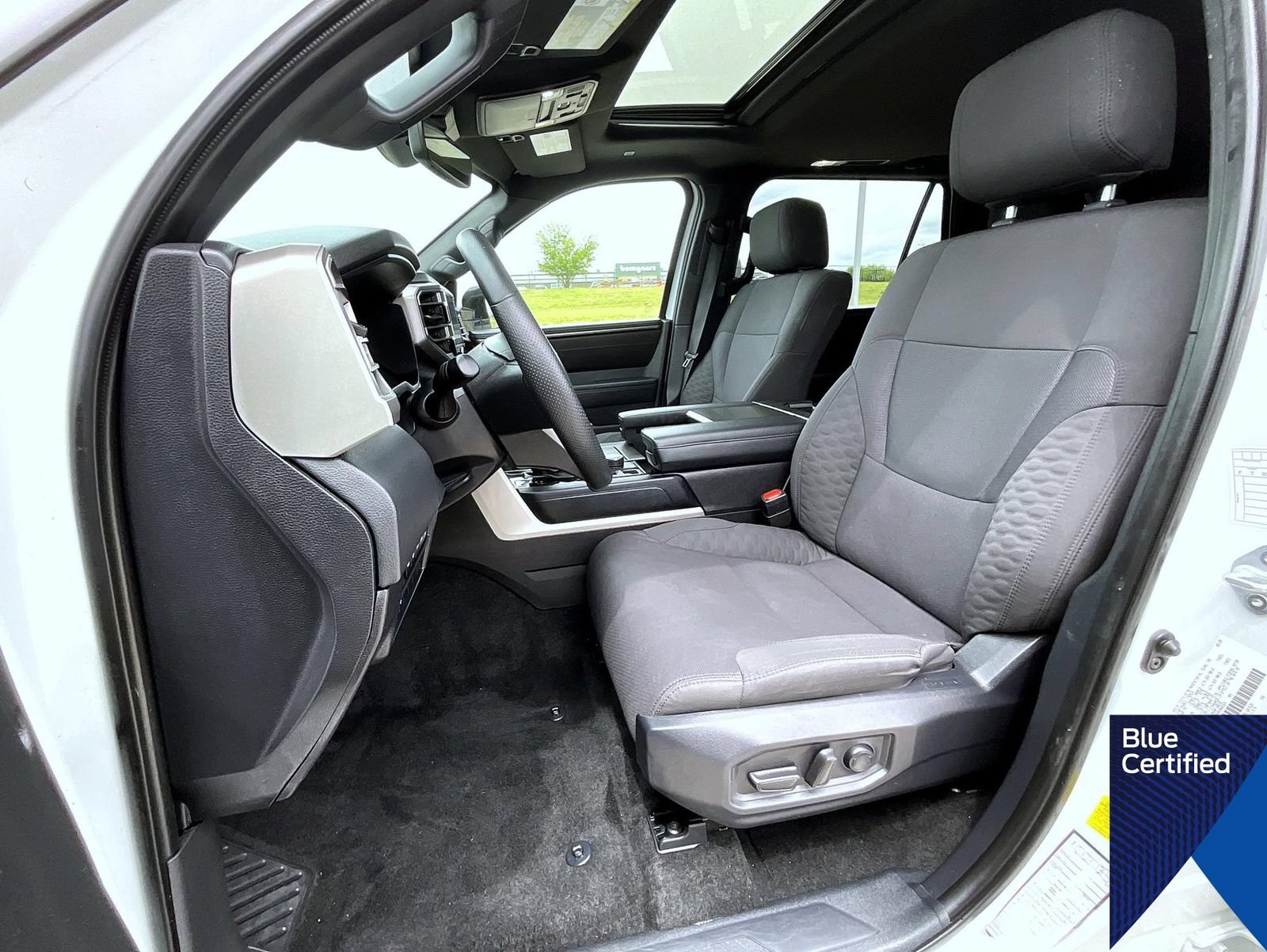 Used 2025 Toyota Sequoia SR5 AWD/4WD image 10