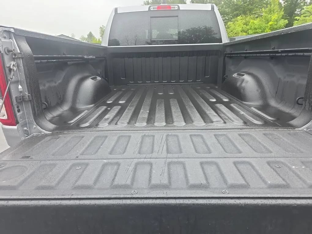 Used 2022 RAM 1500 Big Horn AWD/4WD image 11