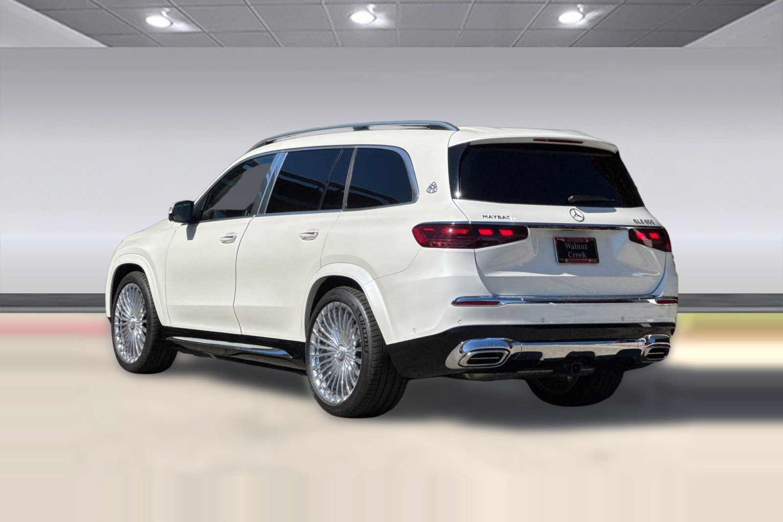 Certified 2024 Mercedes-Benz Maybach GLS 600 4MATIC image 3