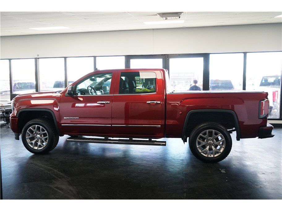 Used 2018 GMC Sierra 1500 SLT w/ SLT Premium Package image 4