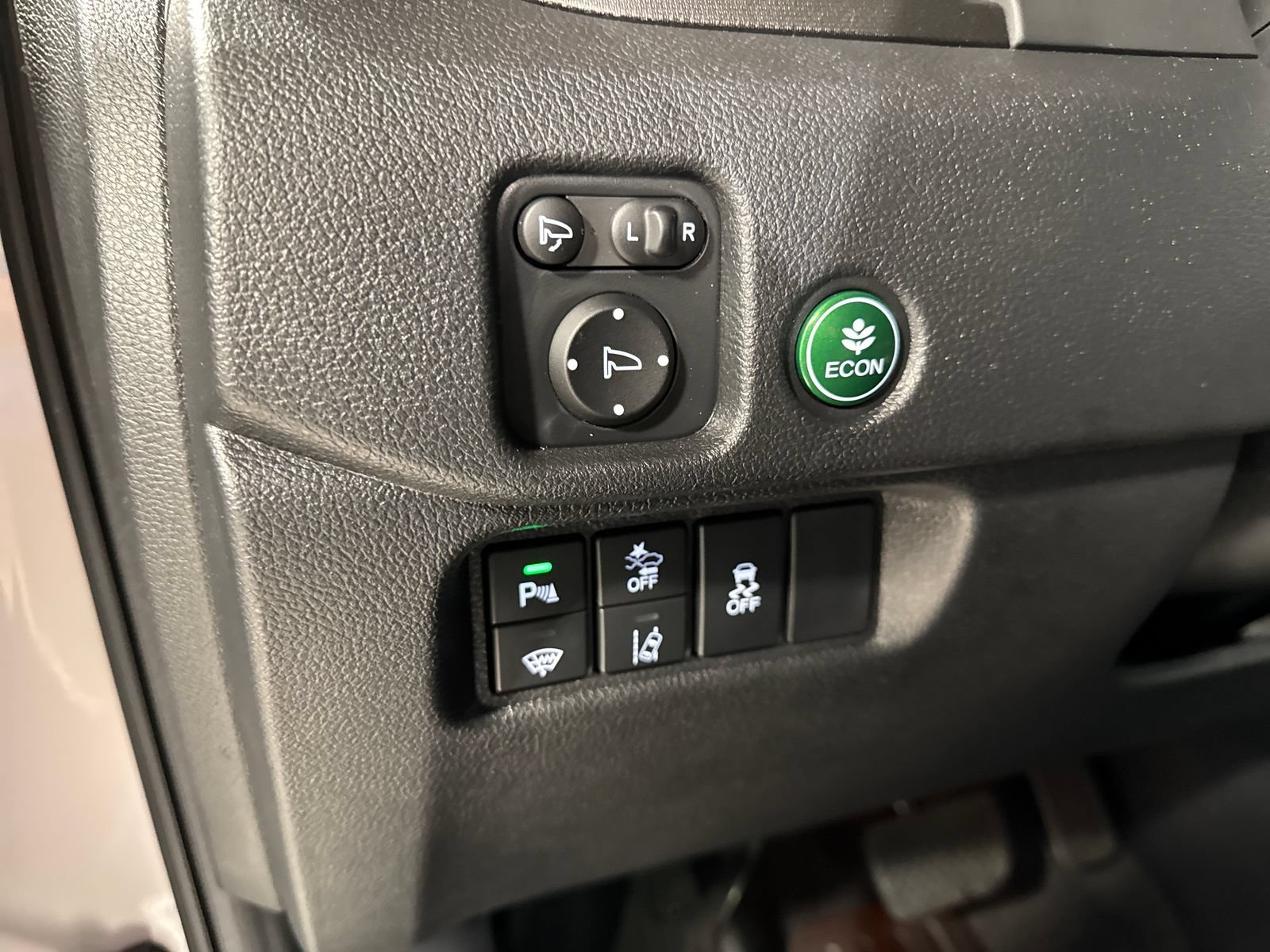 Certified 2025 Honda Passport TrailSport image 14