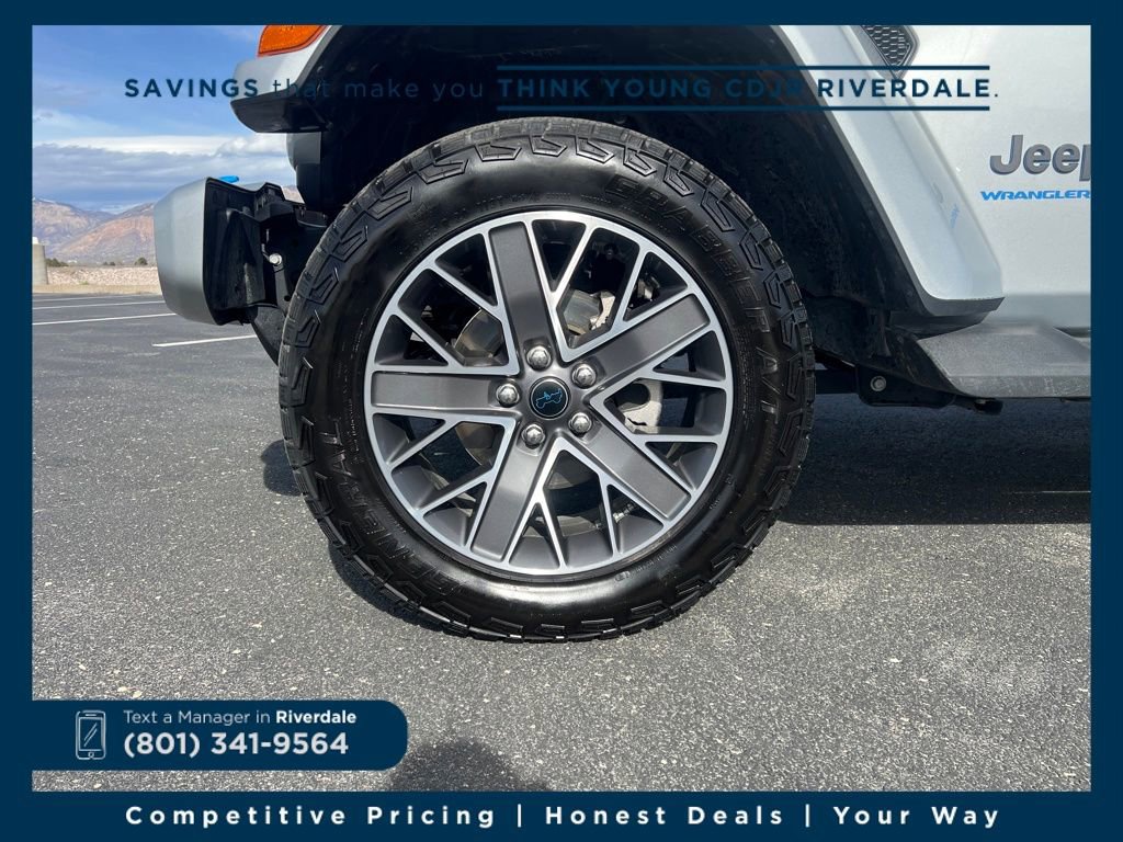 Used 2024 Jeep Wrangler High Altitude image 25