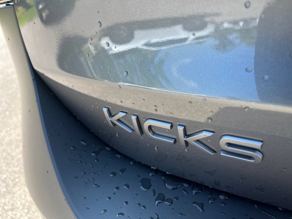 New 2027 Nissan Kicks SR w/ Cold Weather Package FWD image 40