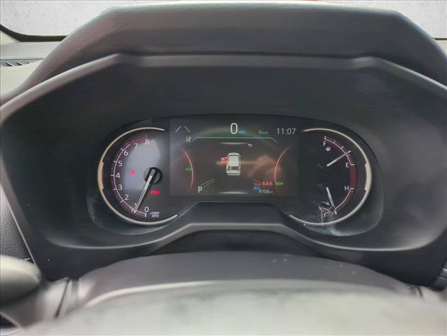 Certified 2025 Toyota RAV4 XLE FWD image 20