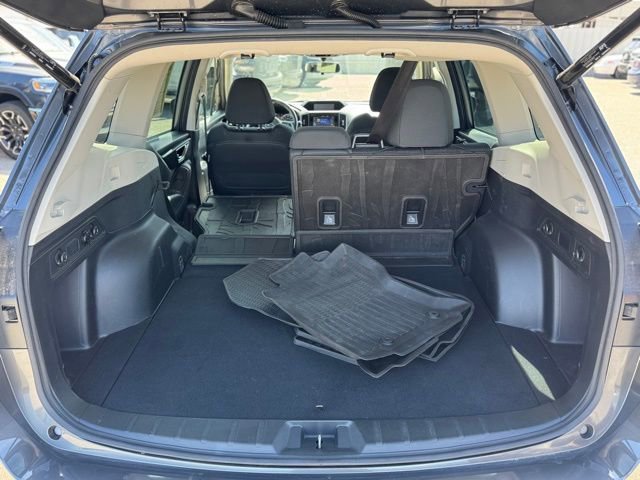 Used 2023 Subaru Forester Premium AWD/4WD image 7