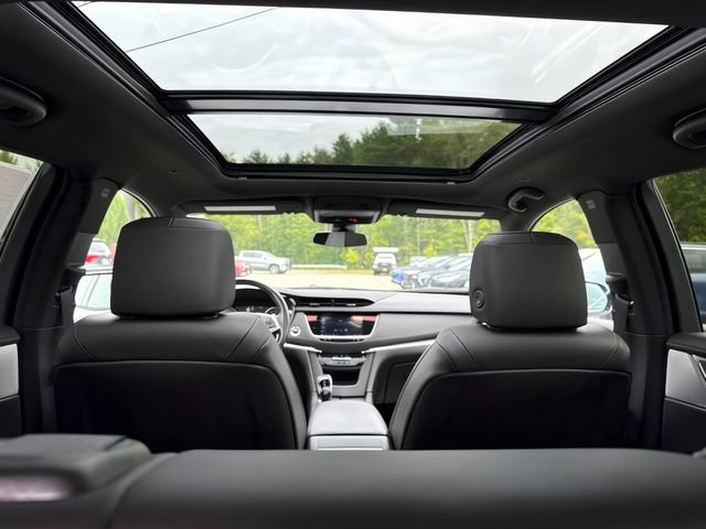 Used 2022 Cadillac XT5 Sportv w/ LPO, ONYX Package AWD/4WD image 25