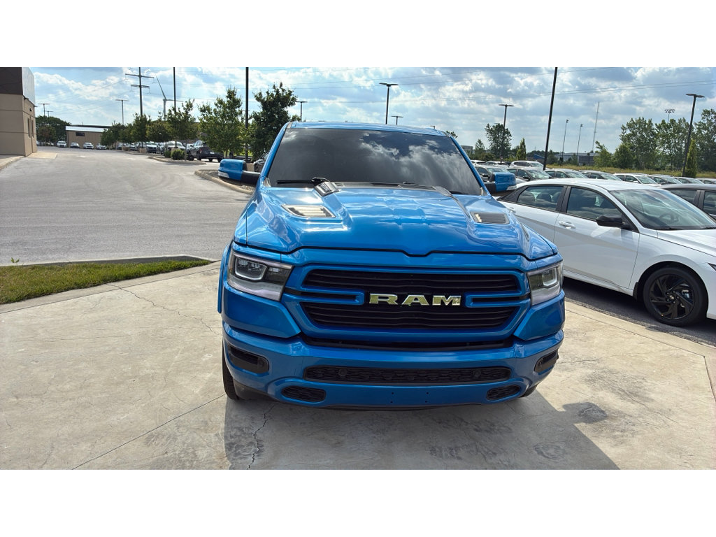 Used 2022 RAM 1500 Laramie w/ Sport Appearance Package AWD/4WD image 7
