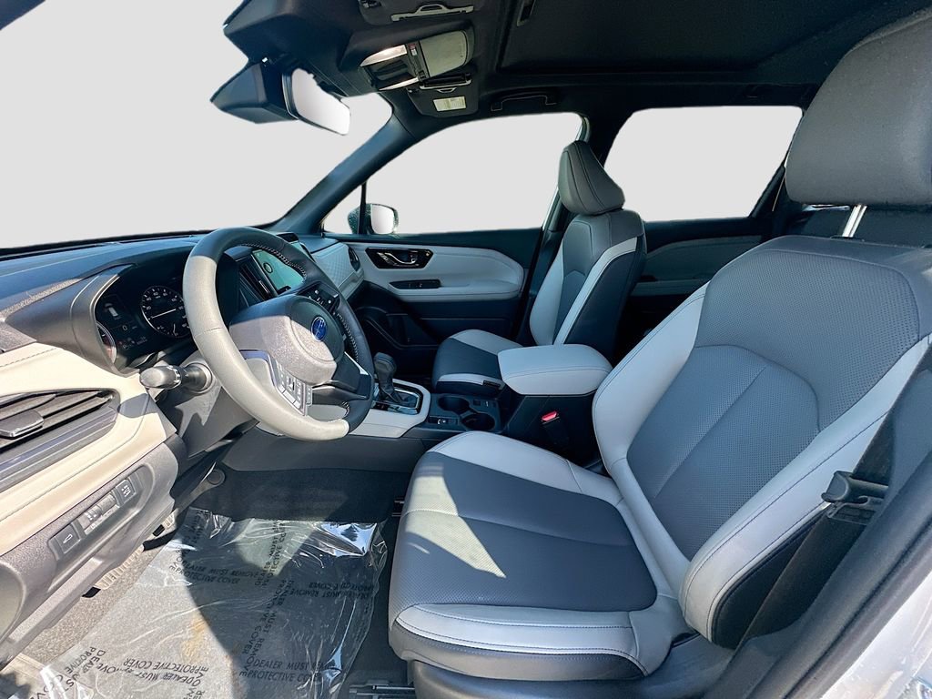 Used 2025 Subaru Forester Limited AWD/4WD image 22