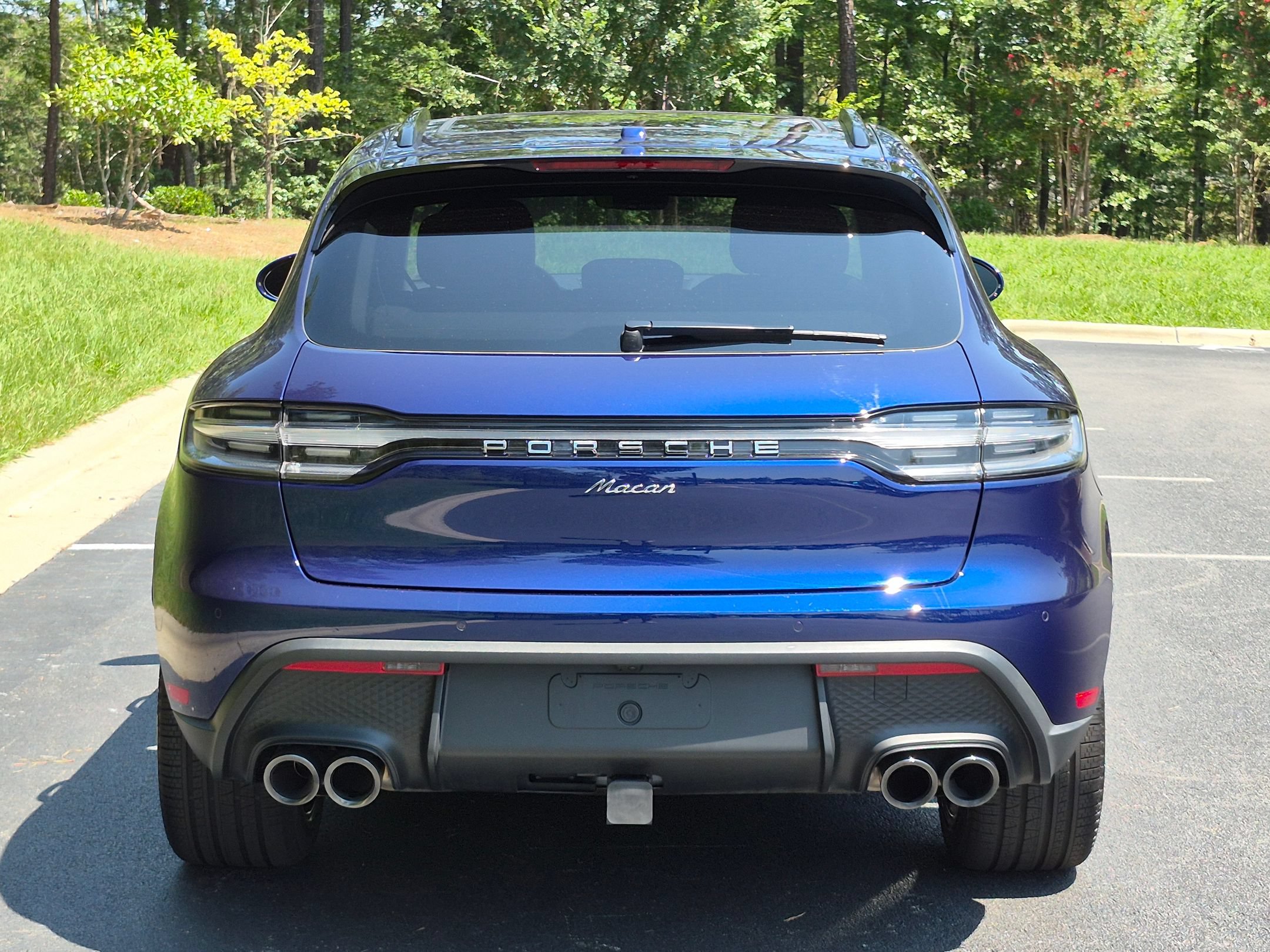 Certified 2026 Porsche Macan AWD/4WD image 28
