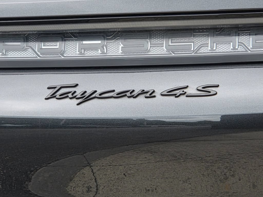 Certified 2025 Porsche Taycan 4S AWD/4WD image 28