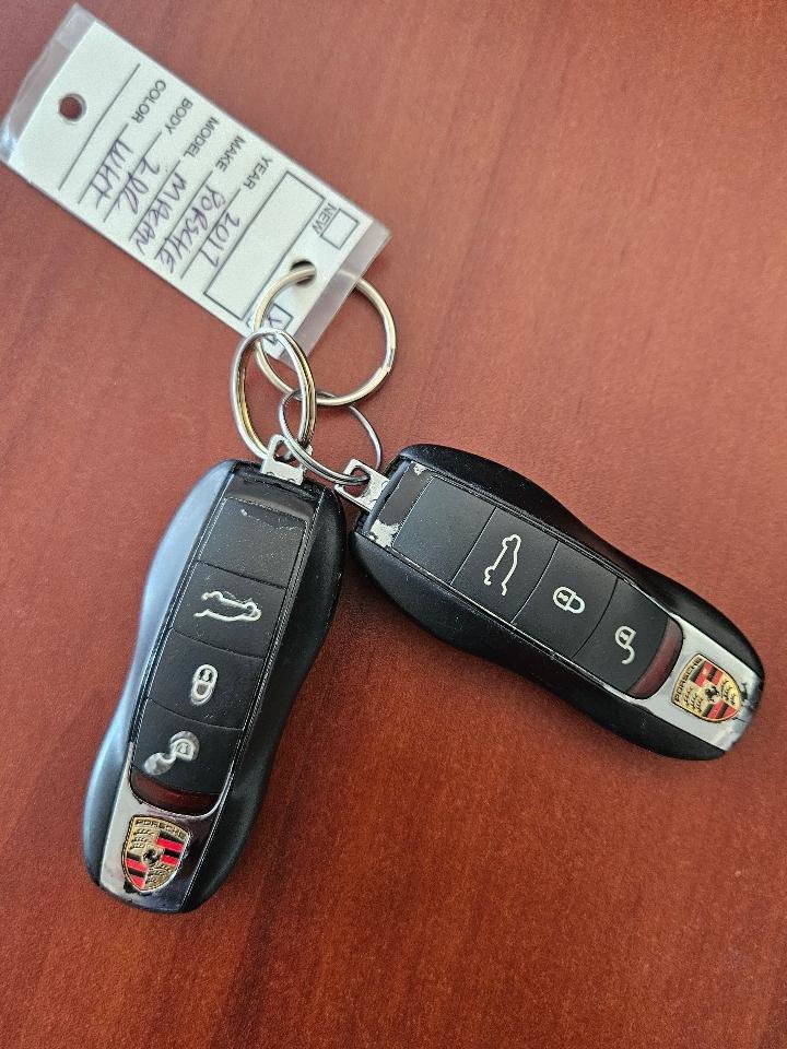 Used 2017 Porsche Macan S AWD/4WD image 33