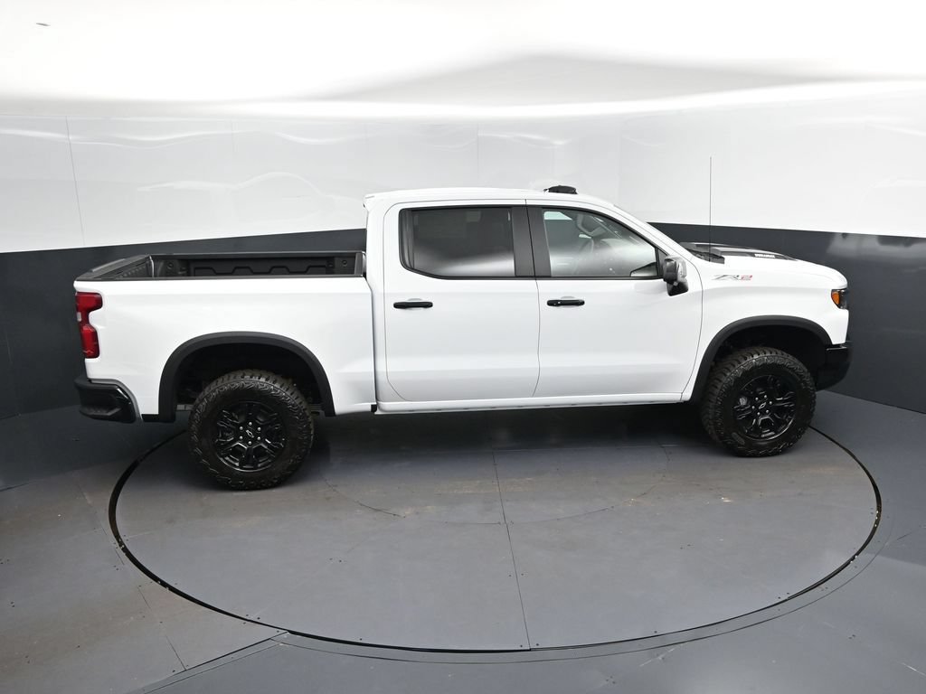 New 2026 Chevrolet Silverado 1500 ZR2 w/ LPO, Dark Essentials Package AWD/4WD image 37