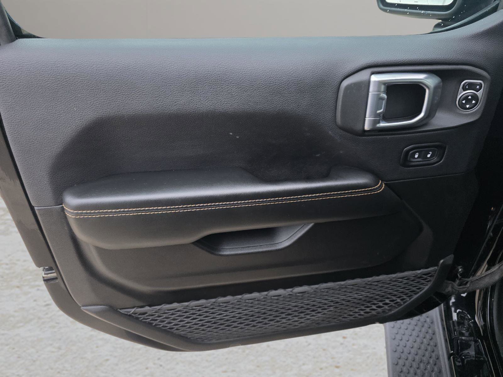 Used 2024 Jeep Wrangler Sahara w/ Safety Group image 80