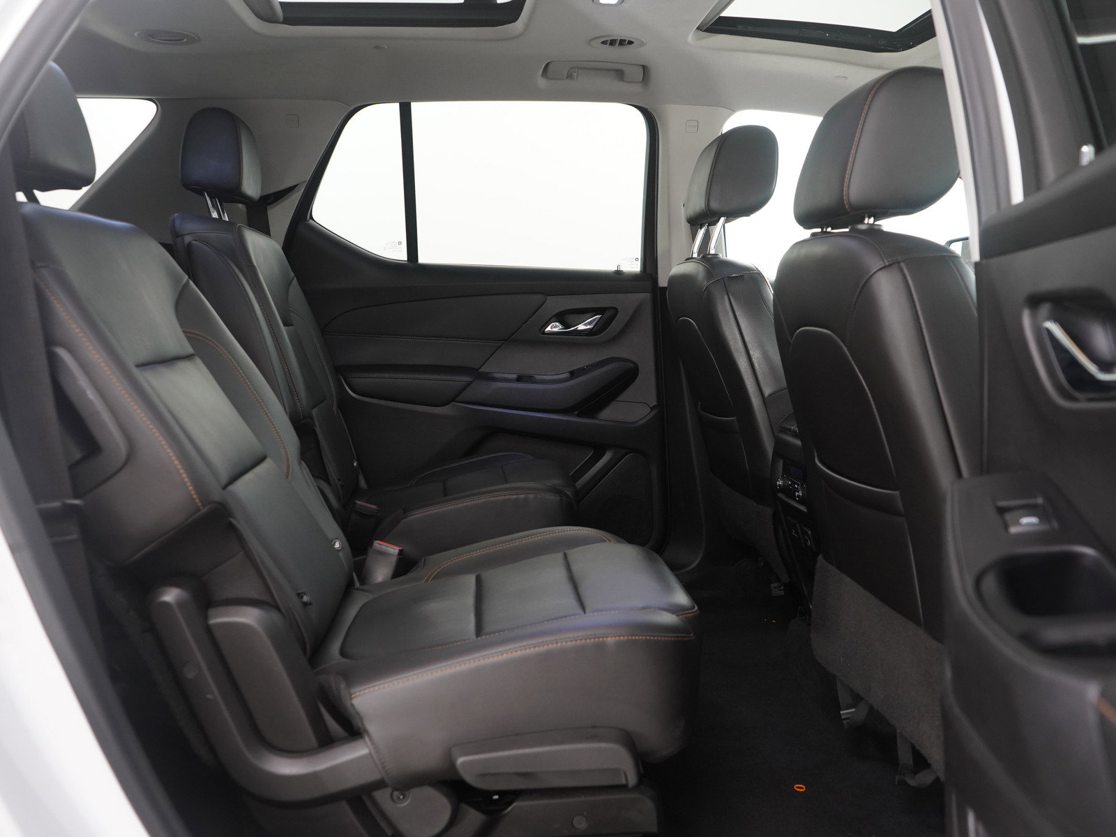 Used 2021 Chevrolet Traverse RS image 12