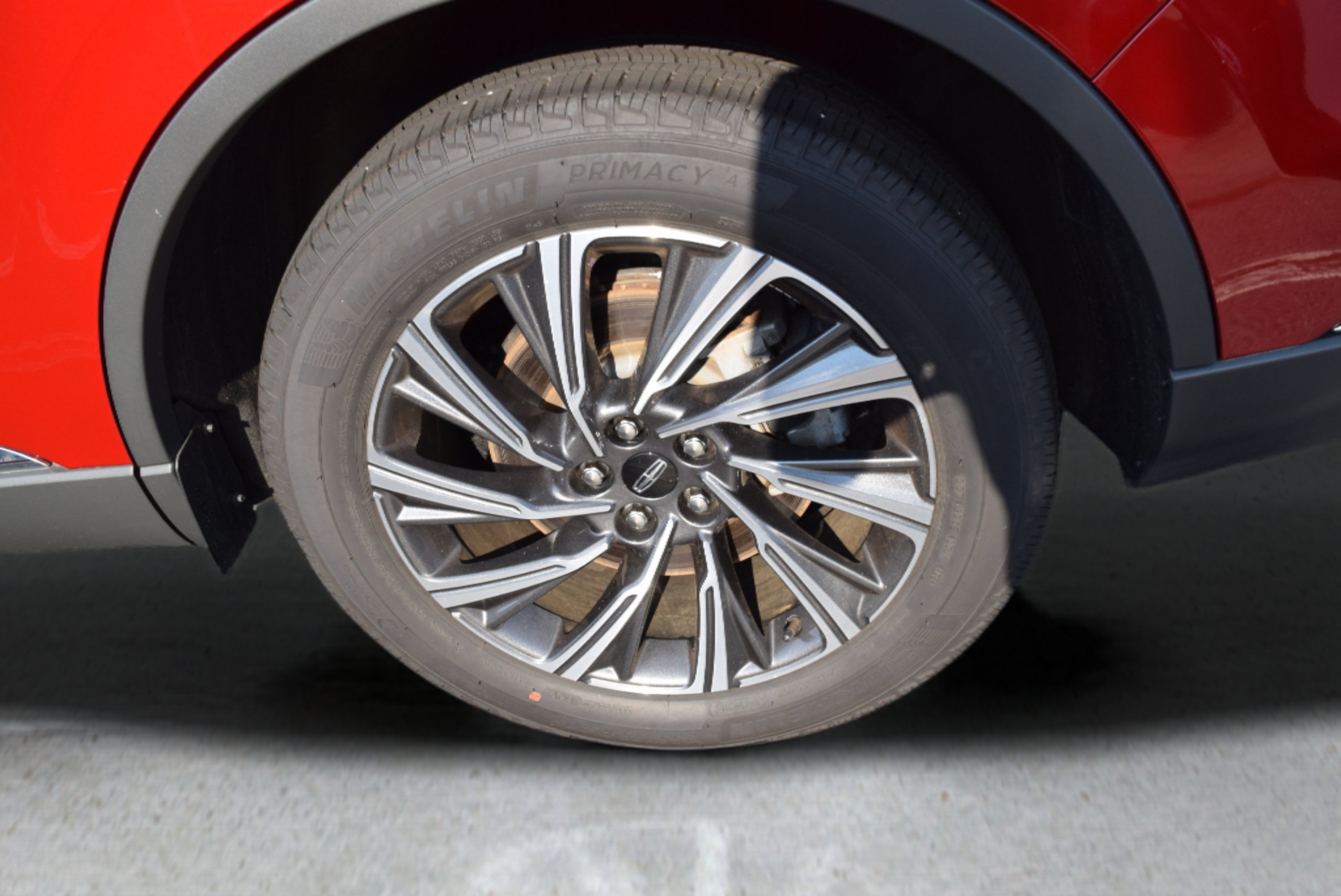 Used 2025 Lincoln Aviator AWD image 6