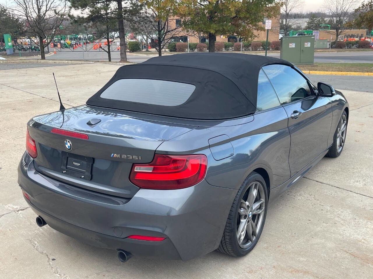 Used 2016 BMW M235i Convertible w/ Technology Package image 20