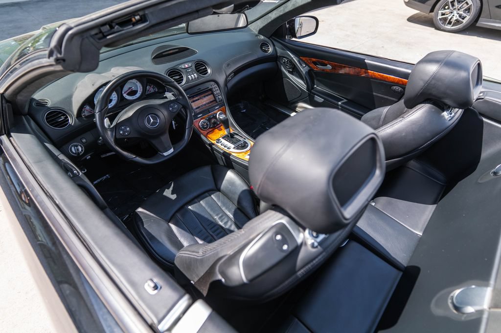Used 2011 Mercedes-Benz SL 63 AMG image 21