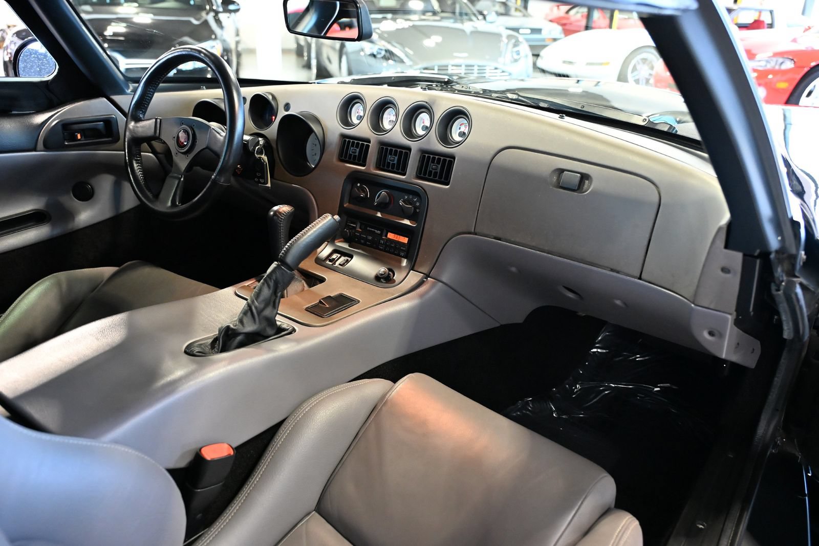 Used 1994 Dodge Viper RT/10 RWD image 34