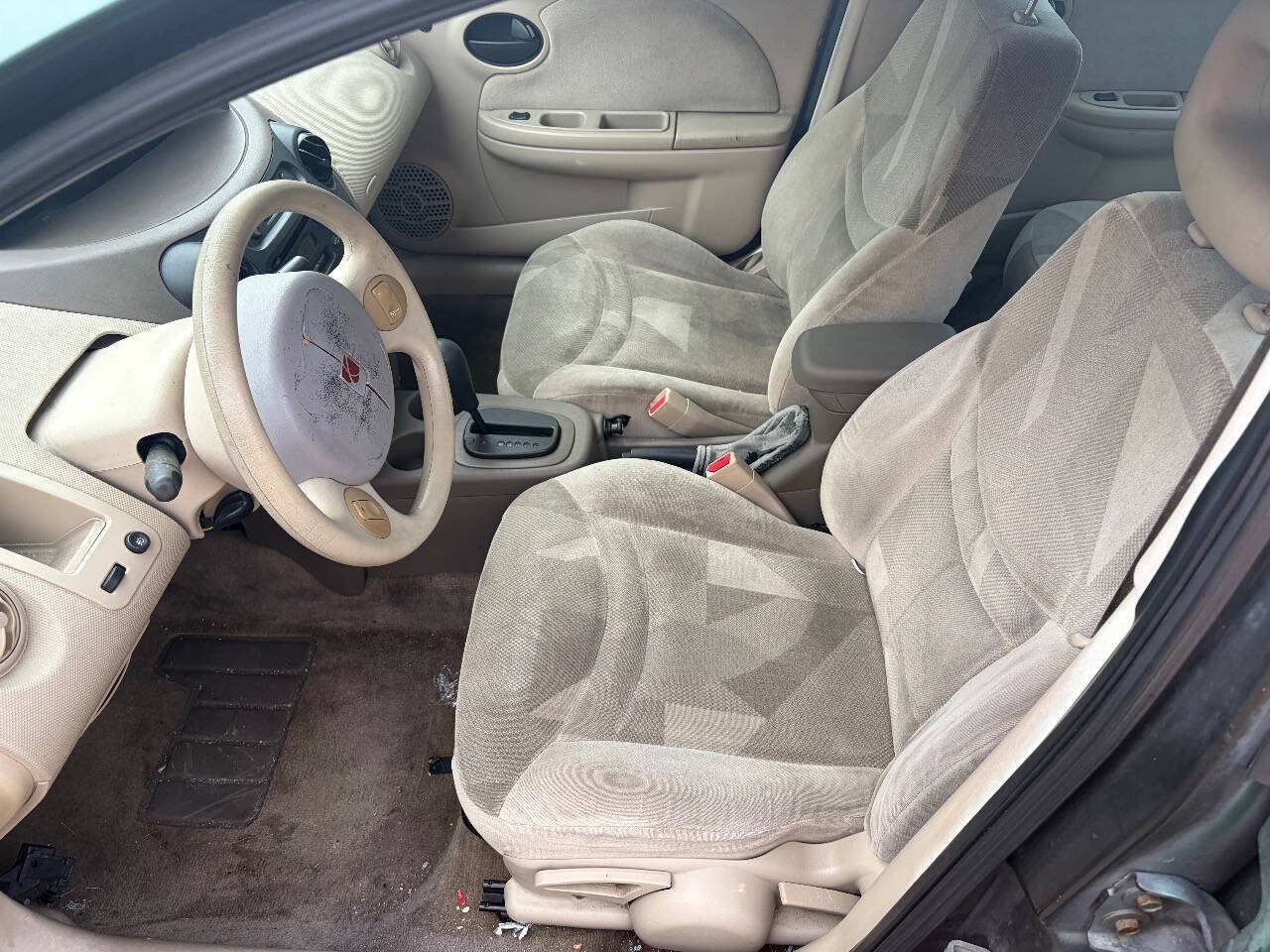 Used 2003 Saturn ION Level 3 w/ Travel Pkg FWD image 9