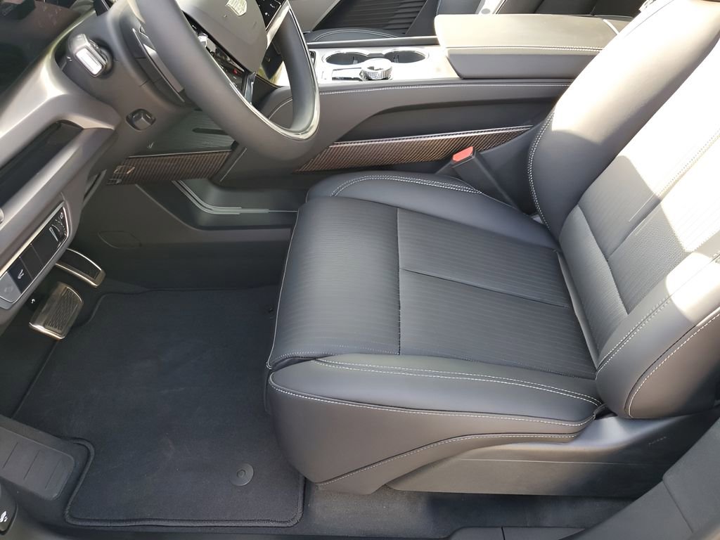 New 2026 Cadillac Vistiq Sport image 32