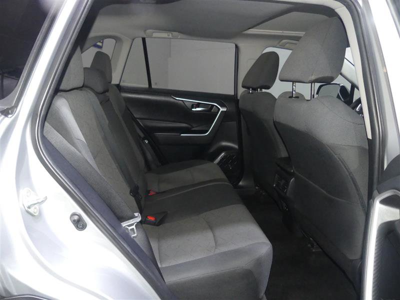 Used 2019 Toyota RAV4 XLE w/ Convenience Package image 27