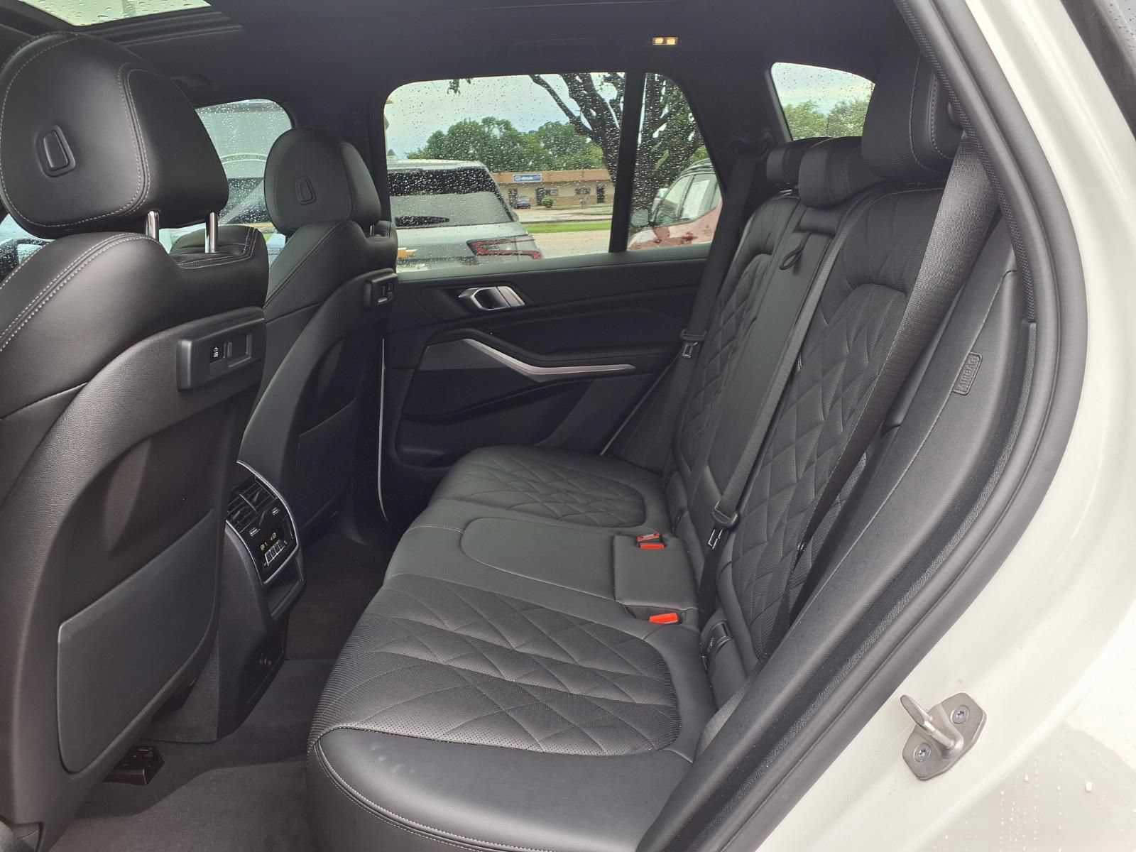 Used 2023 BMW X5 sDrive40i w/ Premium Package RWD image 18