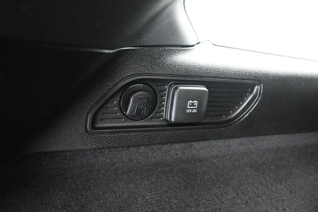 Used 2023 Jeep Grand Cherokee Overland w/ Advanced Protech Group III AWD/4WD image 57