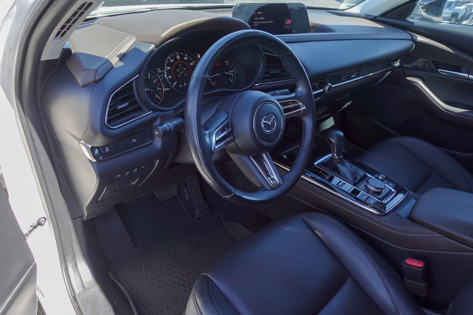 Used 2022 MAZDA CX-30 2.5 Turbo w/ Premium Package AWD/4WD image 11