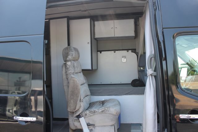 Used 2019 Nissan NV 3500 SL w/ Navigation Package RWD image 19