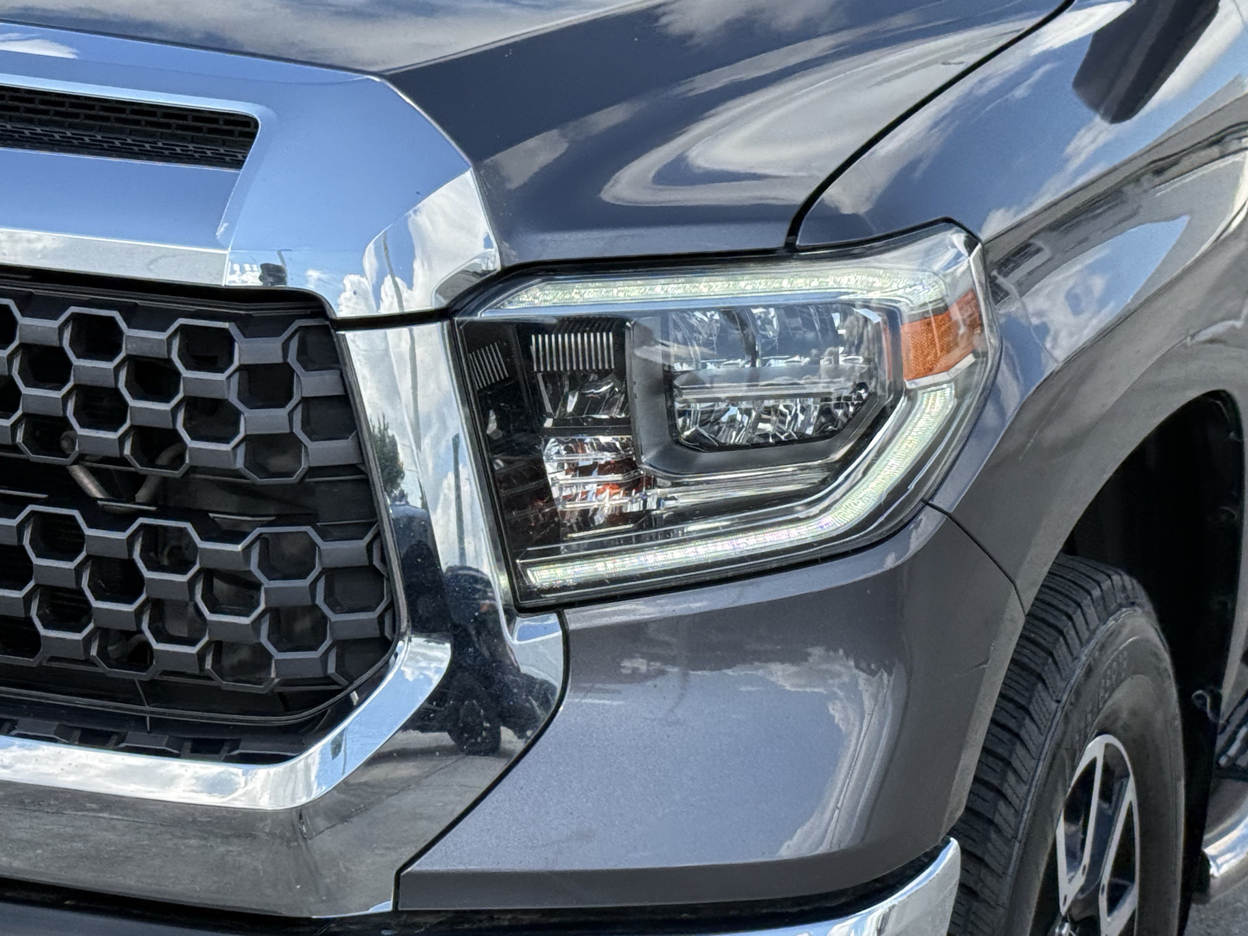 Used 2018 Toyota Tundra SR5 w/ TRD Off Road Package RWD image 11