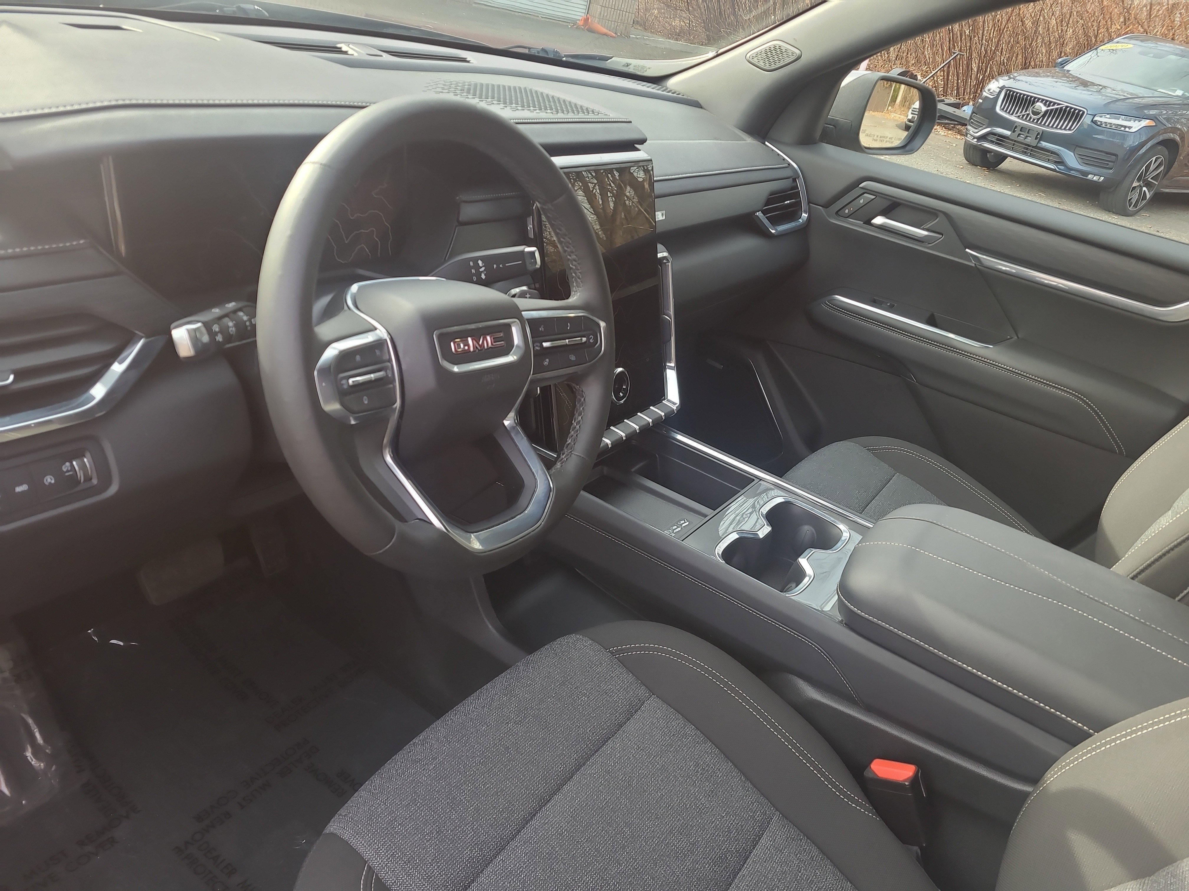 Used 2025 GMC Acadia Elevation w/ LPO, All-Weather Package image 16