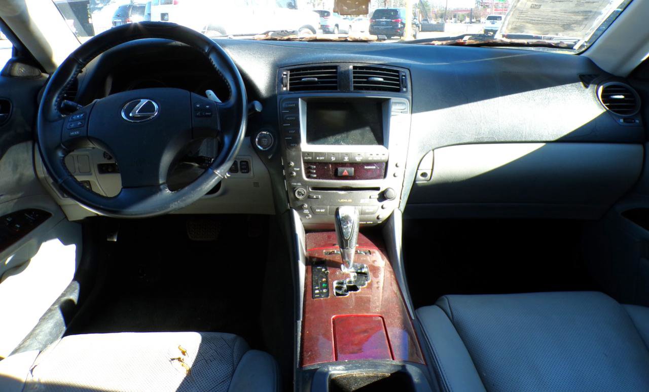 Used 2007 Lexus IS 350 RWD image 8