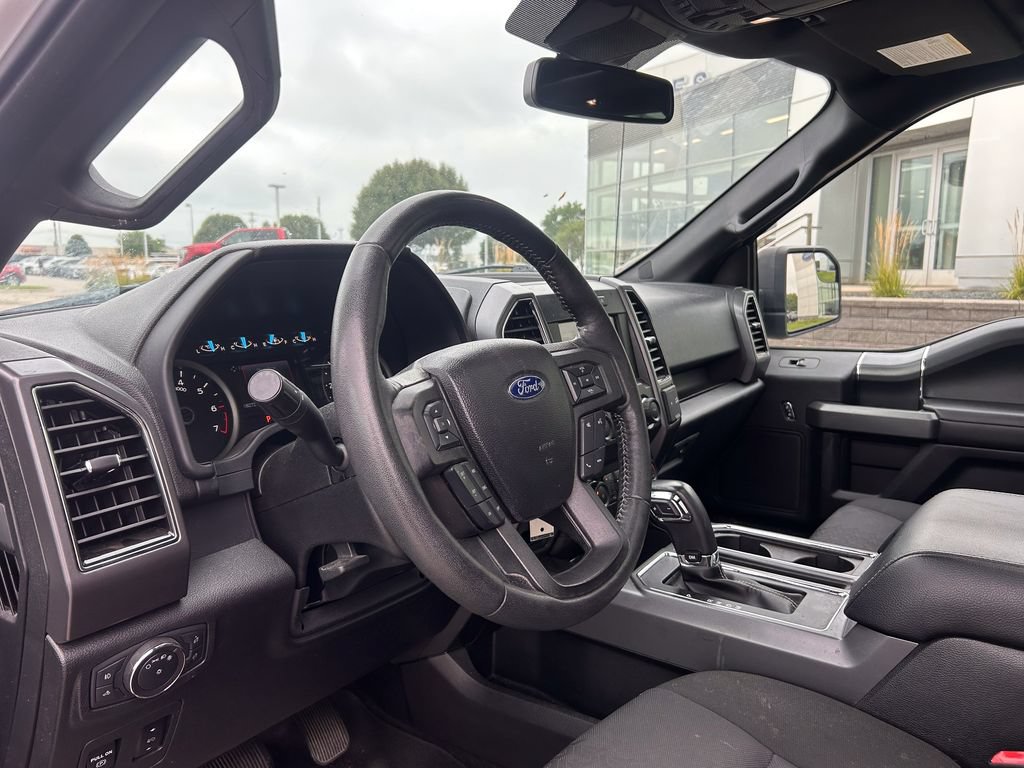 Used 2019 Ford F150 XLT w/ Equipment Group 302A Luxury AWD/4WD image 8