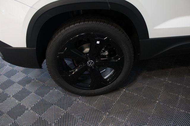 New 2025 Volkswagen Taos SEL AWD/4WD image 27