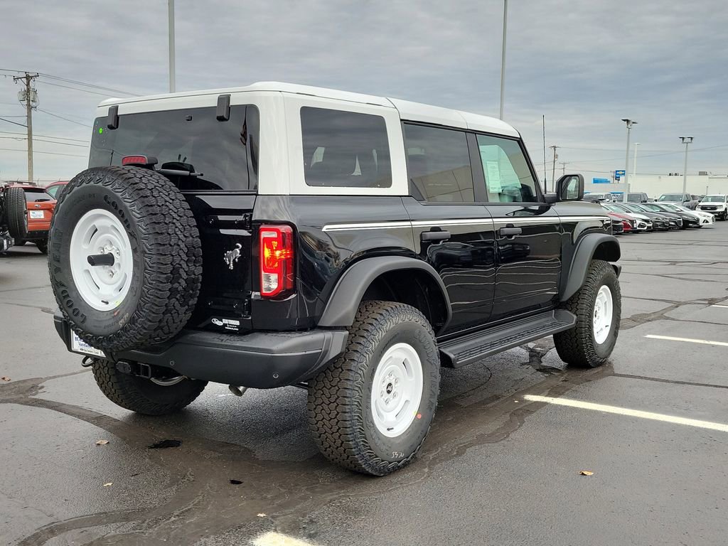 New 2025 Ford Bronco Heritage Edition image 4