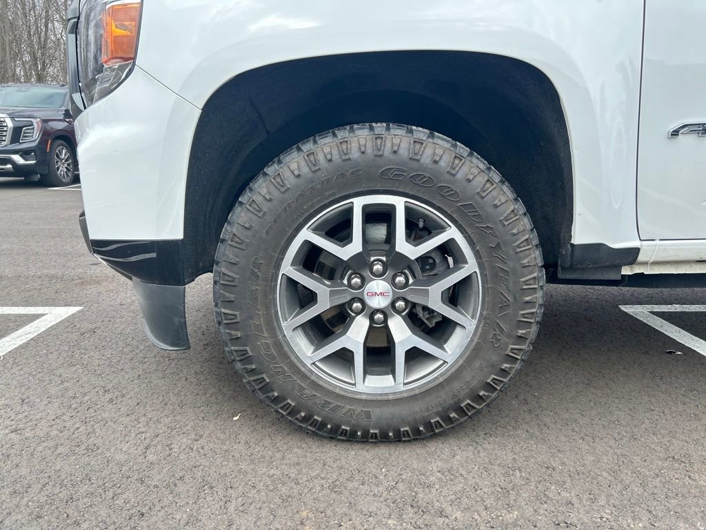 Used 2021 GMC Canyon AT4 w/ Driver Alert Package image 10