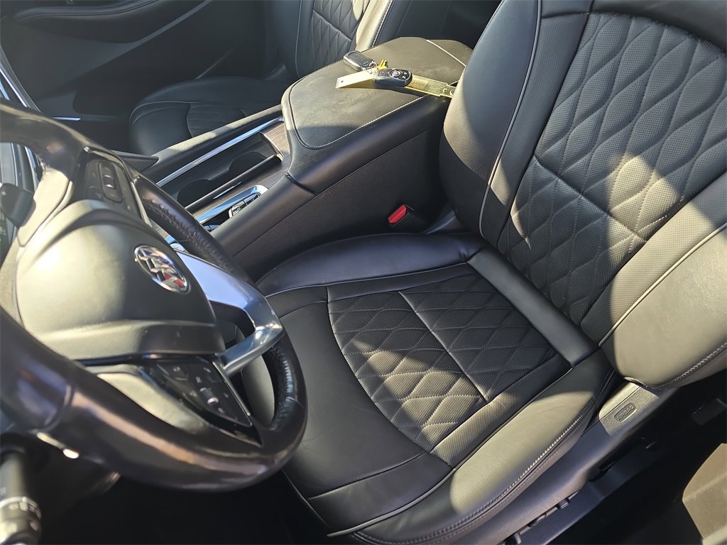 Used 2024 Buick Enclave Avenir w/ Trailering Package, 5000 lbs. image 16