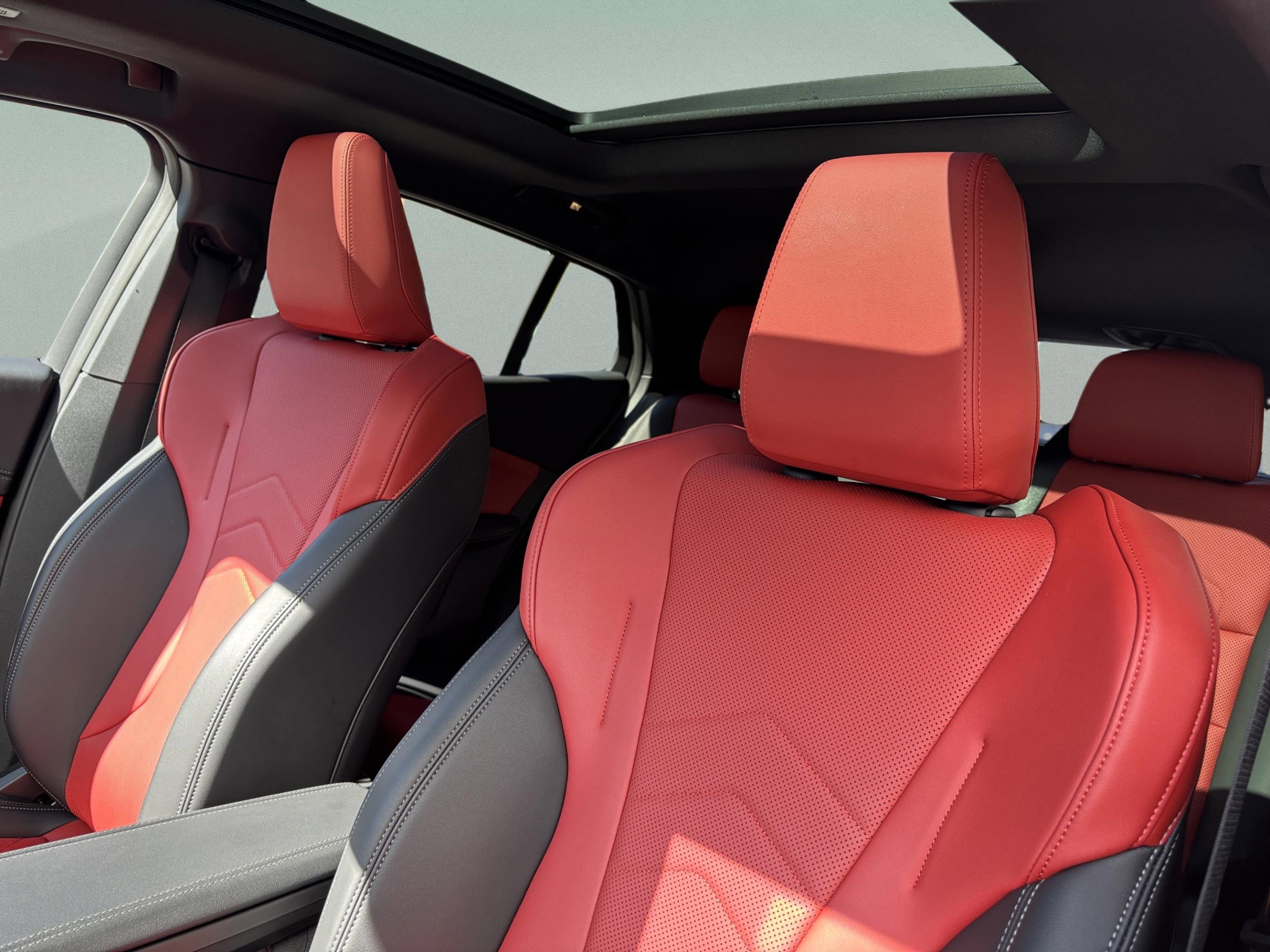 Certified 2025 BMW X2 xDrive28i image 18