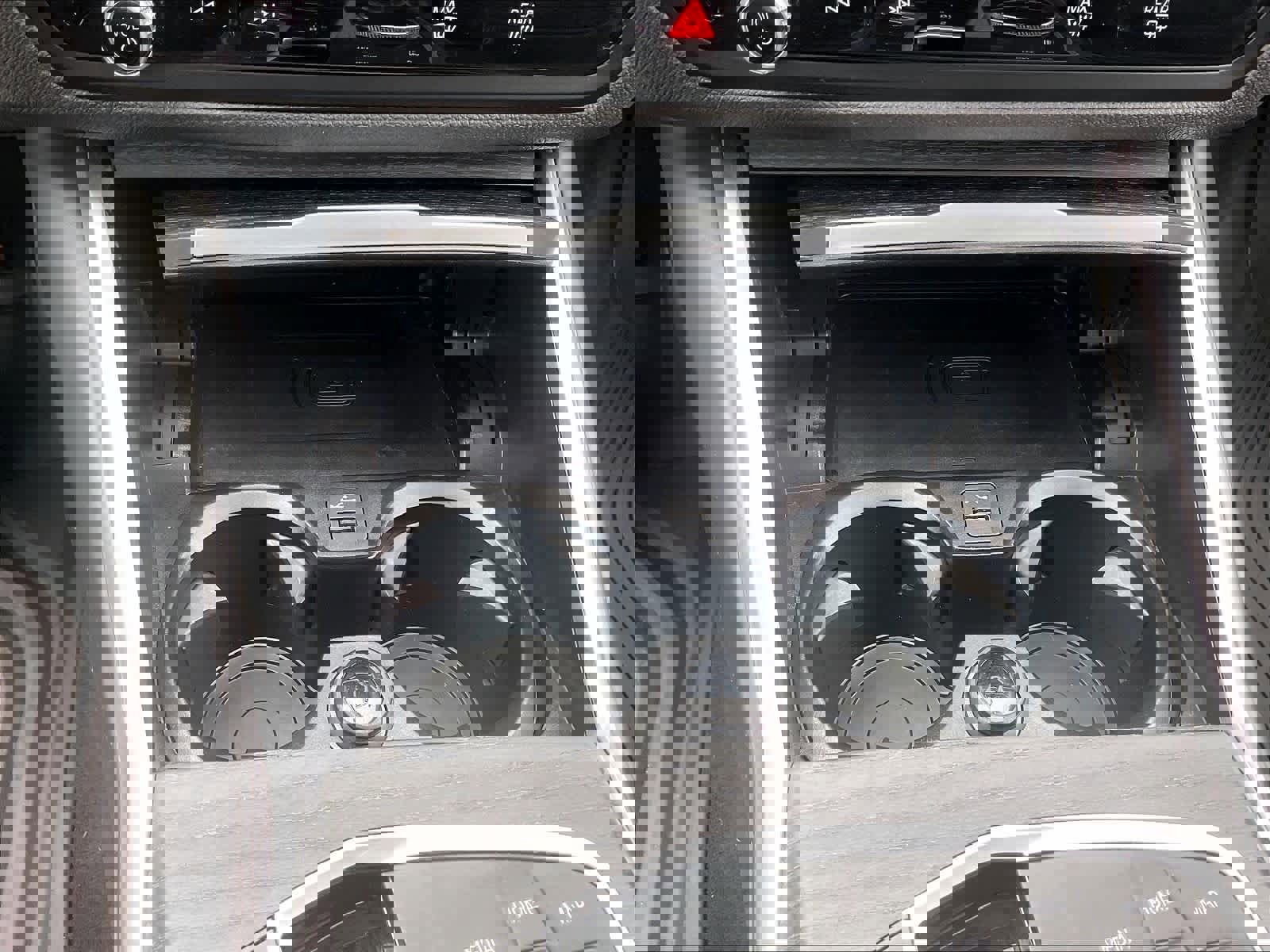 Used 2025 BMW 330i Sedan w/ Premium Package RWD image 34