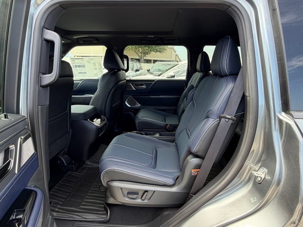 New 2027 INFINITI QX80 Sensory w/ Sport Exterior Package AWD/4WD image 13