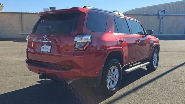 Used 2022 Toyota 4Runner SR5 AWD/4WD image 8