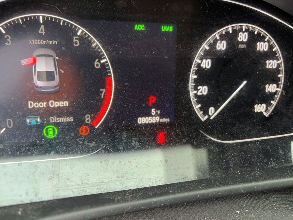 Used 2018 Honda Accord Touring image 4