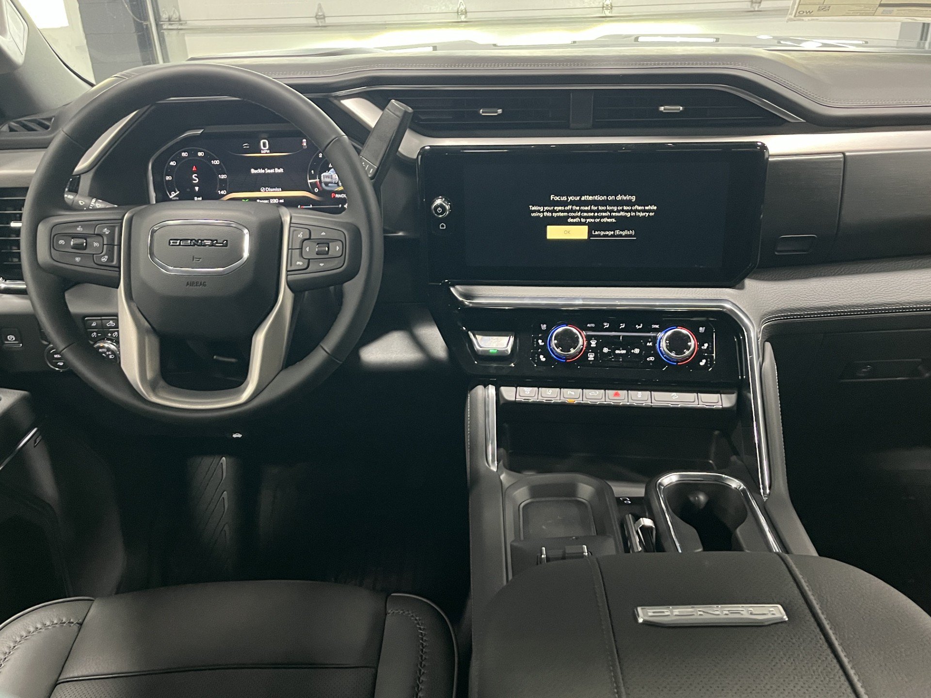 New 2026 GMC Sierra 2500 Denali w/ Denali Reserve Package AWD/4WD image 13
