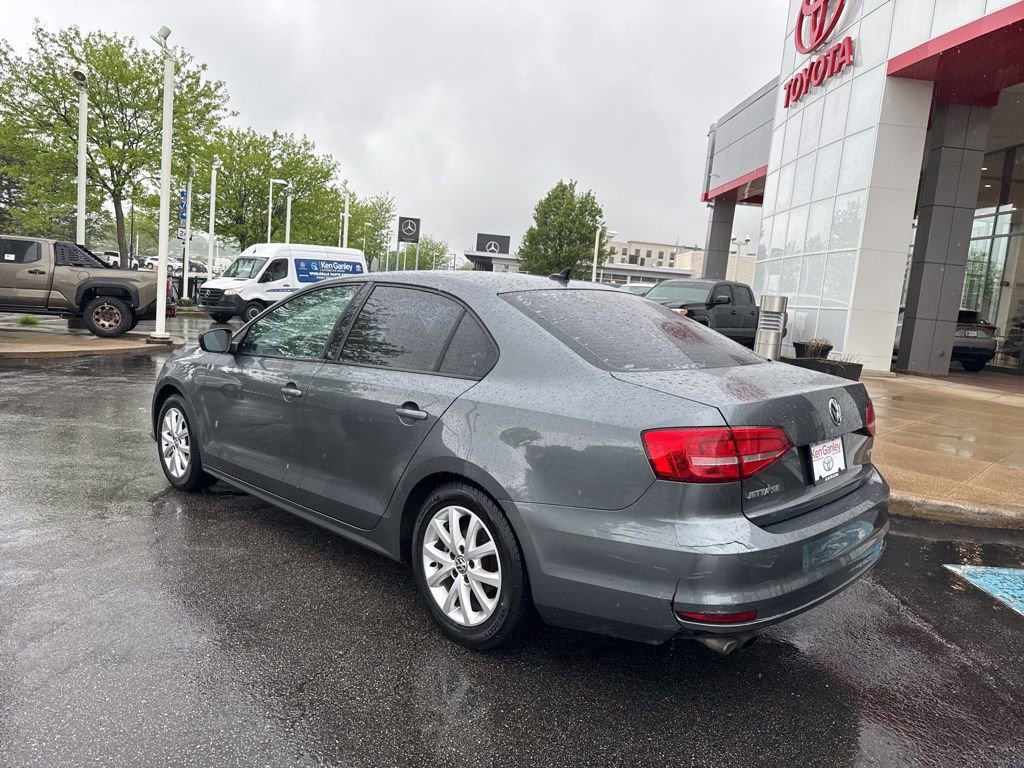 Used 2015 Volkswagen Jetta SE FWD image 12