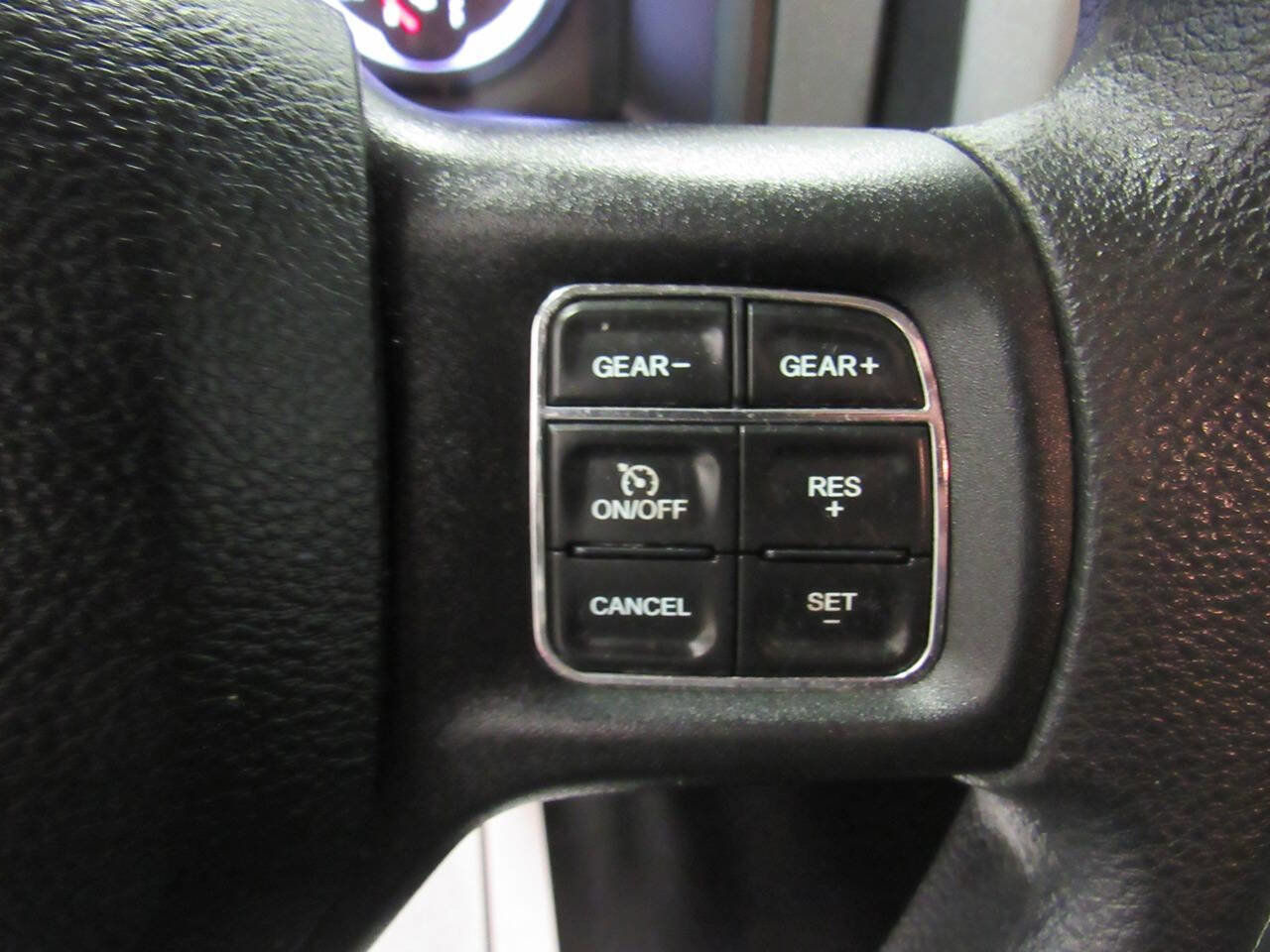 Used 2018 RAM 1500 ST w/ SXT Appearance Group AWD/4WD image 34