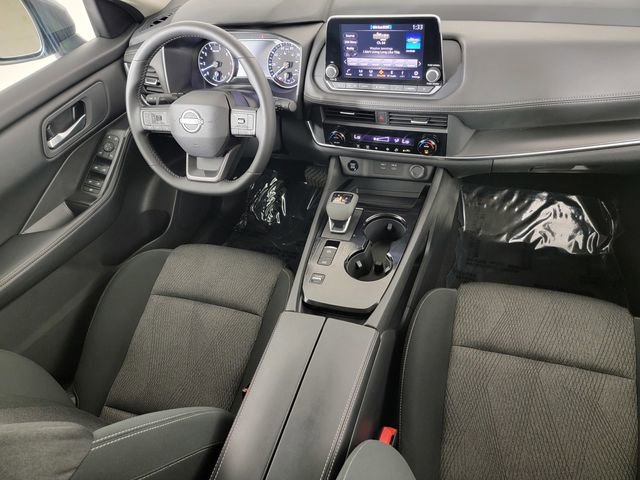 Used 2026 Nissan Rogue SV FWD image 33